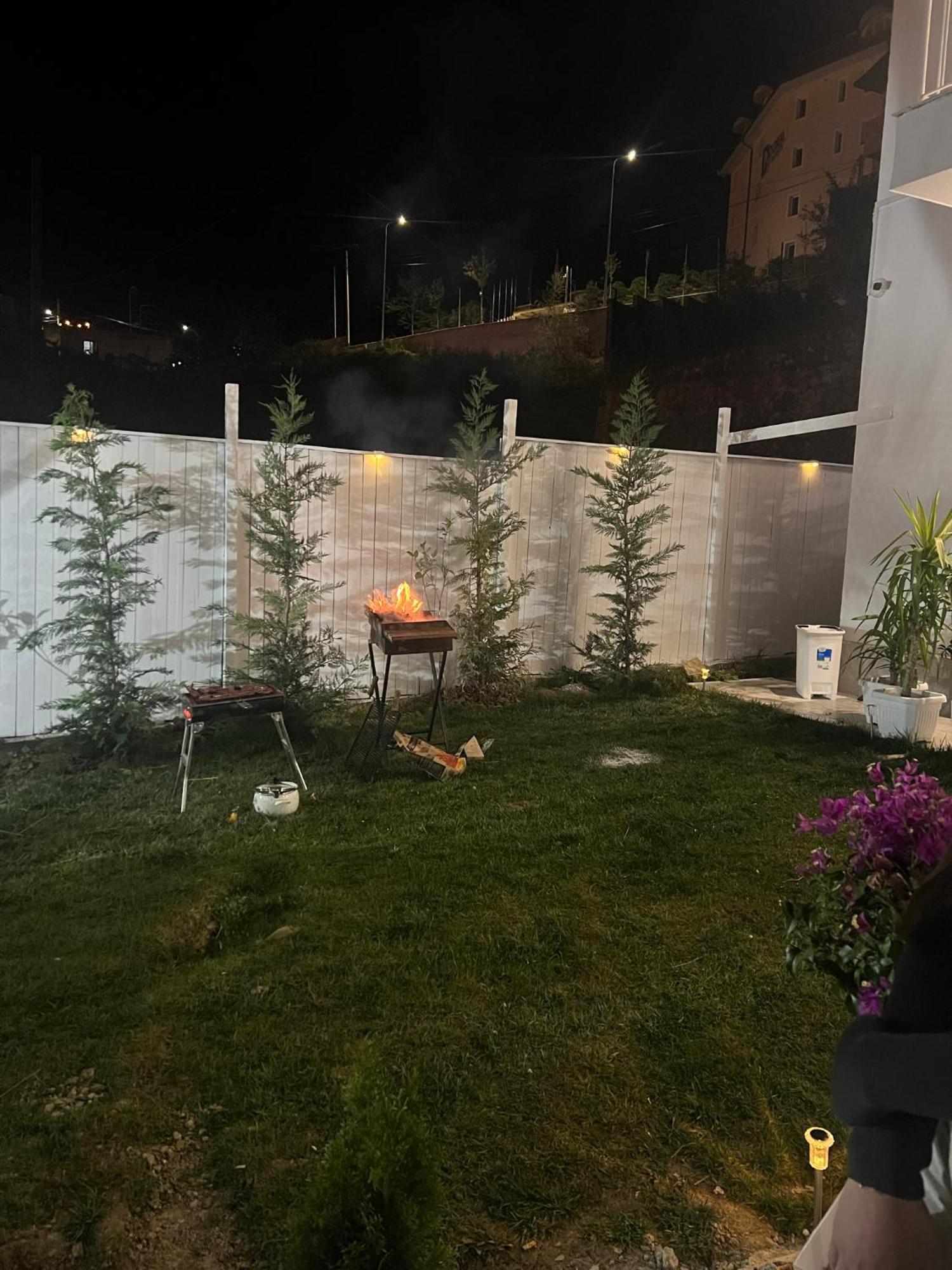 Pasha * Tirana